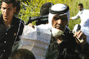 خميس جرادات غادرت فلسطين جسداً بلا روح..  تركتها تهيم في محراب عشق أرضها وأمل العودة إليها
