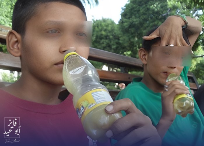 مشردون في دمشق، أطفال من مخيم اليرموك يستنشقون “مادة الشعلة”