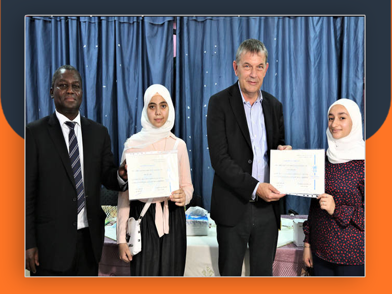 المفوض العام للأونروا يعد بتقديم الدعم والخدمات للفلسطينيين في سورية