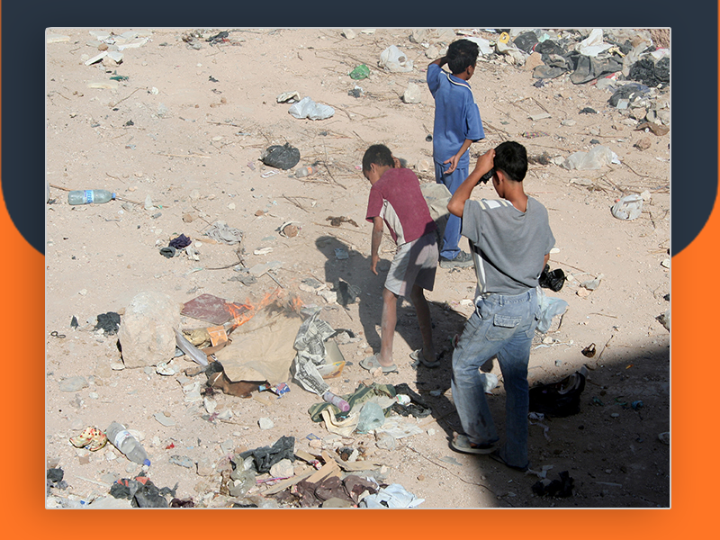 دعوة لإنقاذ أطفال مخيم الحسينية من التشرد والضياع