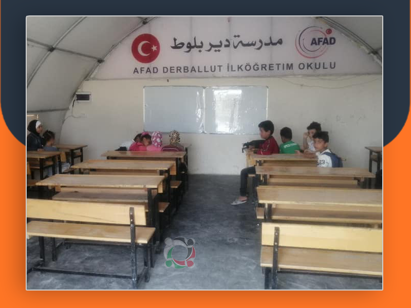 طلاب فلسطينيون في الشمال السوري يتفوقون رغم المعاناة والتهجير