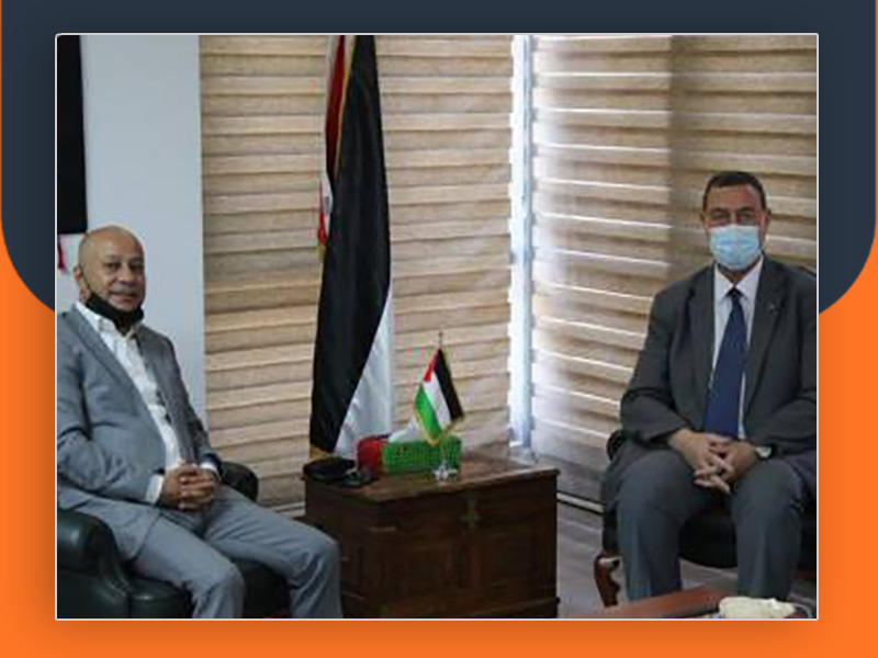 مصر.. توزيع مساعدات مالية على العائلات الفلسطينية السورية