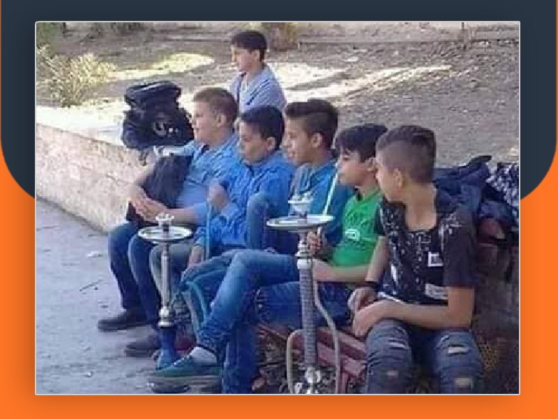 انتشار ظاهرة التدخين والأراجيل بين الأطفال في المخيمات الفلسطينية في سورية