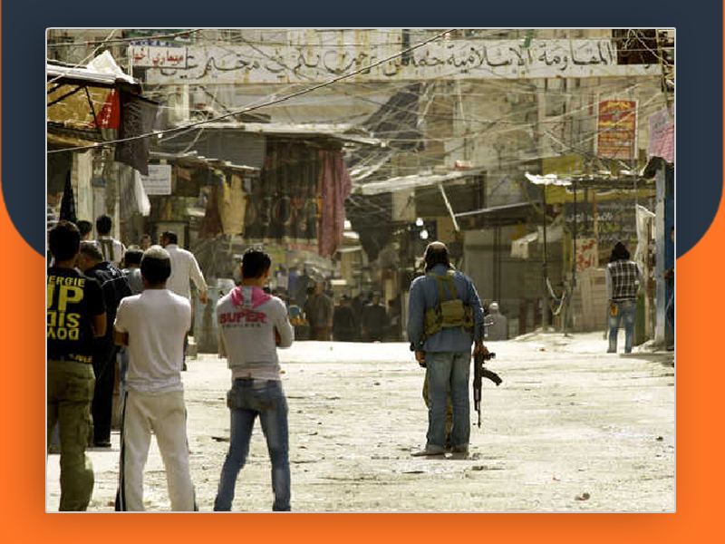 مخيم عين الحلوة.. الفلتان الأمني يحول حياة الفلسطينيين السوريين إلى جحيم