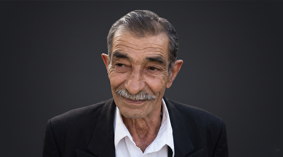 إبراهيم أبو عيد صوتٌ بقي في الذاكرة