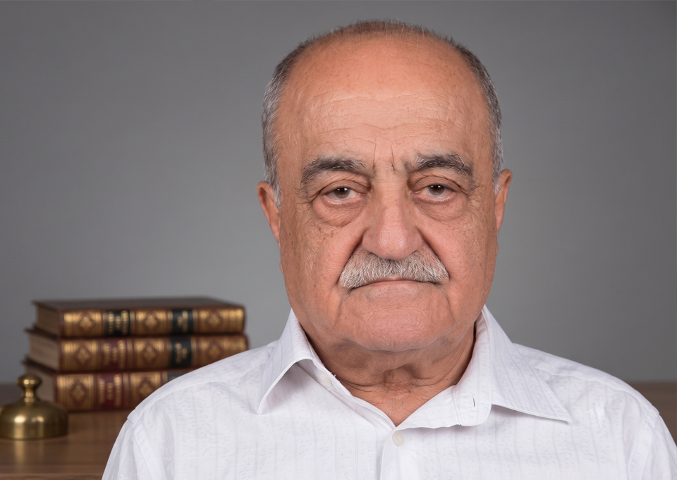 علي عبد الرحمن عمايري.. مسيرة تربوية حافلة بالعطاء