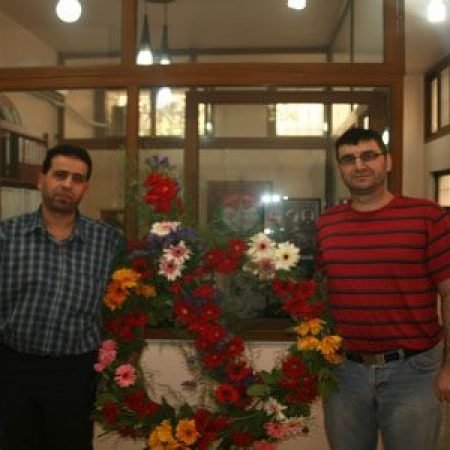 552973_313626372050873_1297490320_n