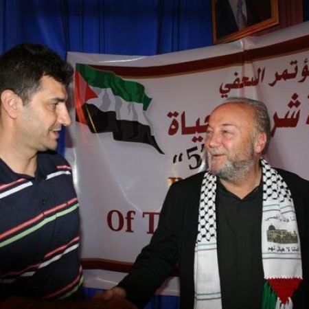 576757_308800162533494_1045342139_n